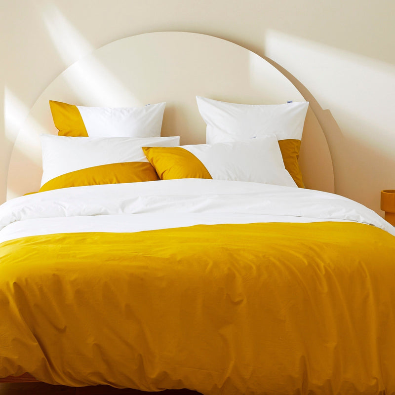 La housse de couette en percale de coton bio - Diagonale (moutarde et blanc)